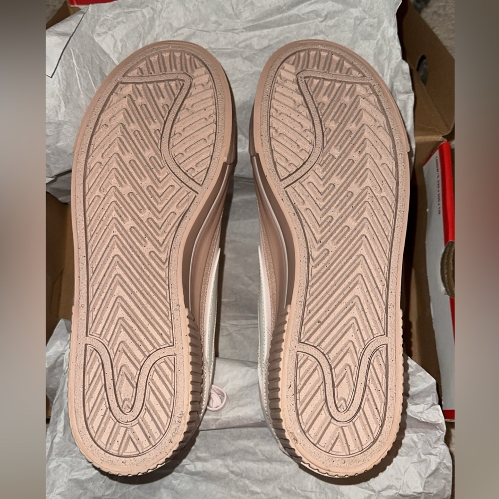 Nike Court Legacy Lift - Women’s Size 10 - Picture 5 of 5